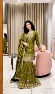 Empowering Elegance The Modern Woman's Suit