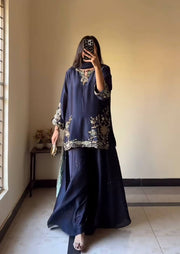 Elegance Graceful Traditional Attire