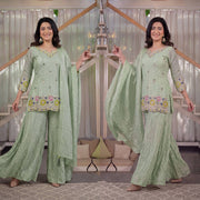 Elegant Green Pakistani Suit for Timeless Style