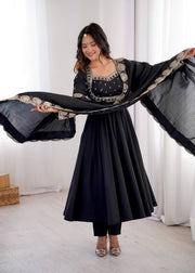 Effortless Elegance Redefine Your Personal Style
