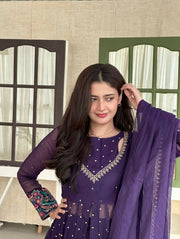 Exquisite Anarkali Suit for Traditional Elegance
