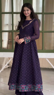 Exquisite Anarkali Suit for Traditional Elegance