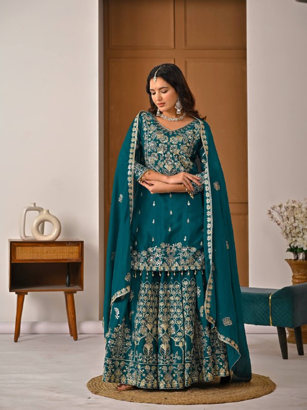 Chic Designs for Contemporary Ethnic Fashion