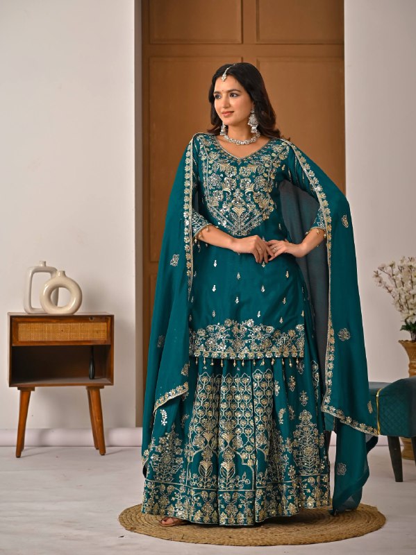 Chic Designs for Contemporary Ethnic Fashion