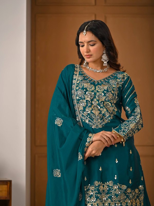 Chic Designs for Contemporary Ethnic Fashion