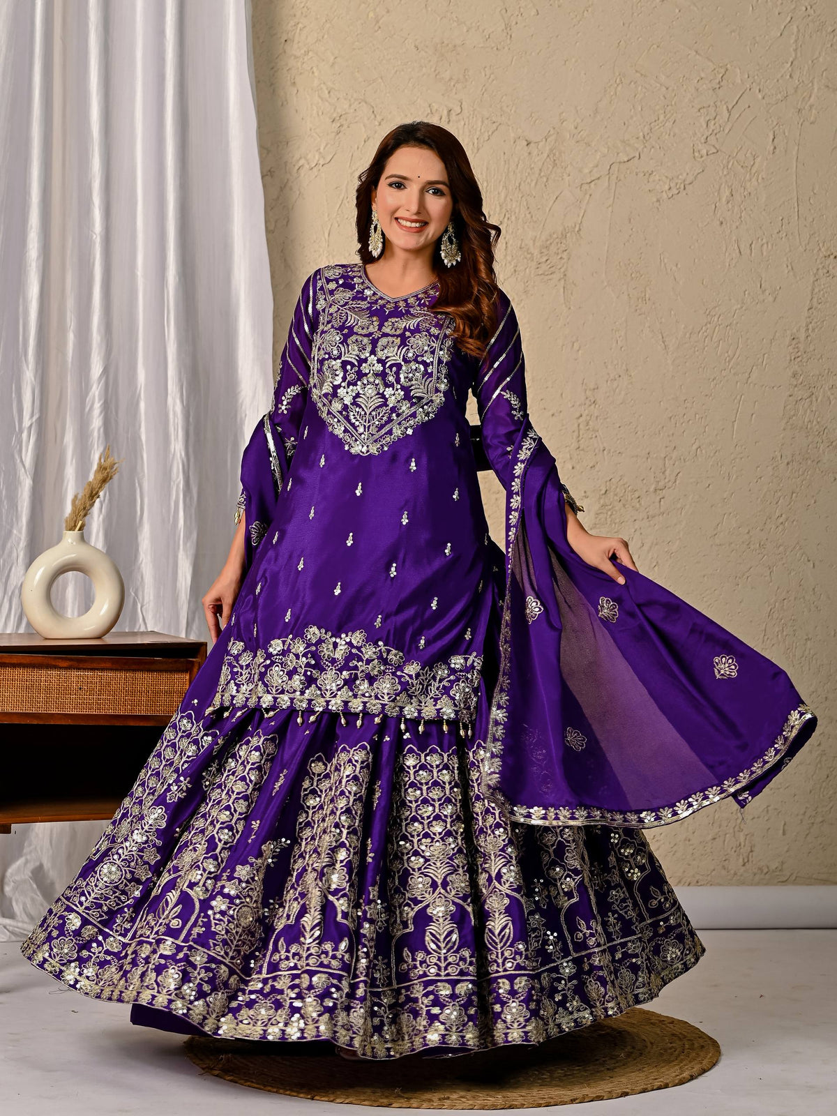 Chic Designs for Contemporary Ethnic Fashion