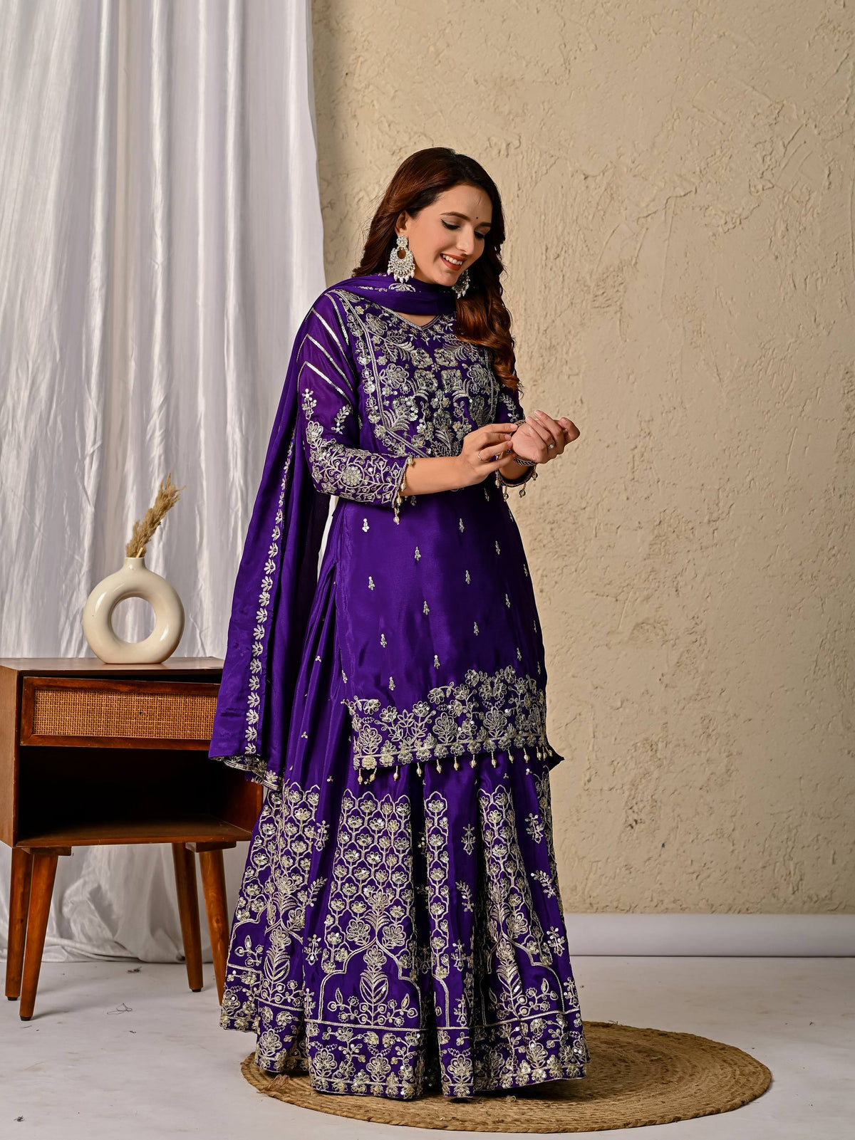 Chic Designs for Contemporary Ethnic Fashion