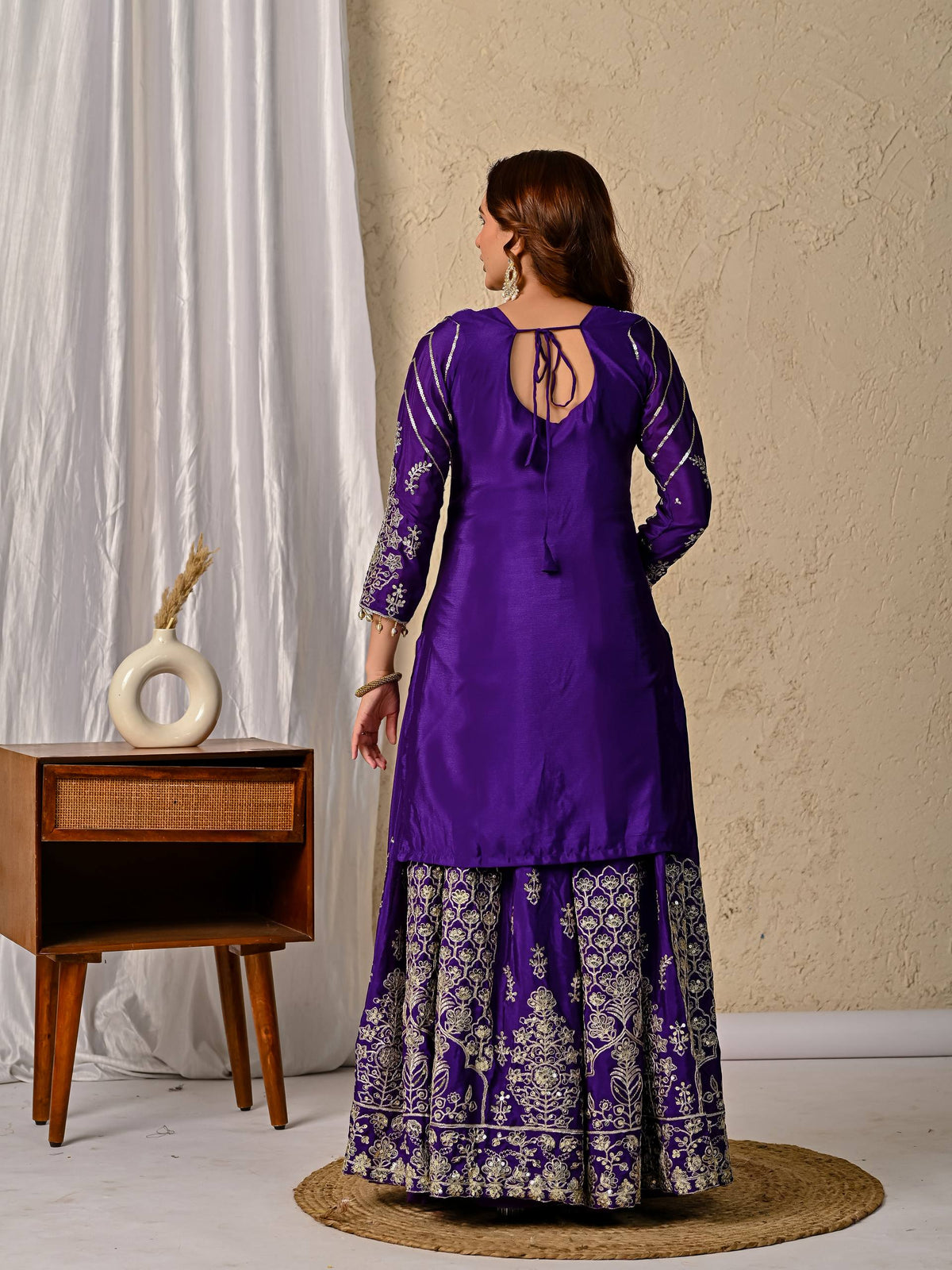 Chic Designs for Contemporary Ethnic Fashion