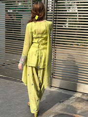 Effortless Elegance Amidst Lush Greenery