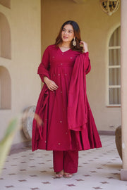 Graceful Anarkali Suit Showcasing Beautiful Embroidery Work