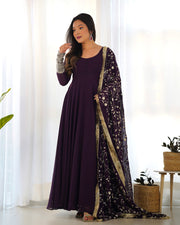 PRESENTING NEW GEORGETTE ANARKALI GOWN DUPPTA FULL SET WITH PENT READY TO WEAR
