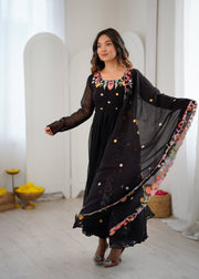 Chic Anarkali Suit with Intricate Detailing