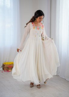 Chic Anarkali Suit with Intricate Detailing