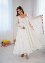 Chic Anarkali Suit with Intricate Detailing