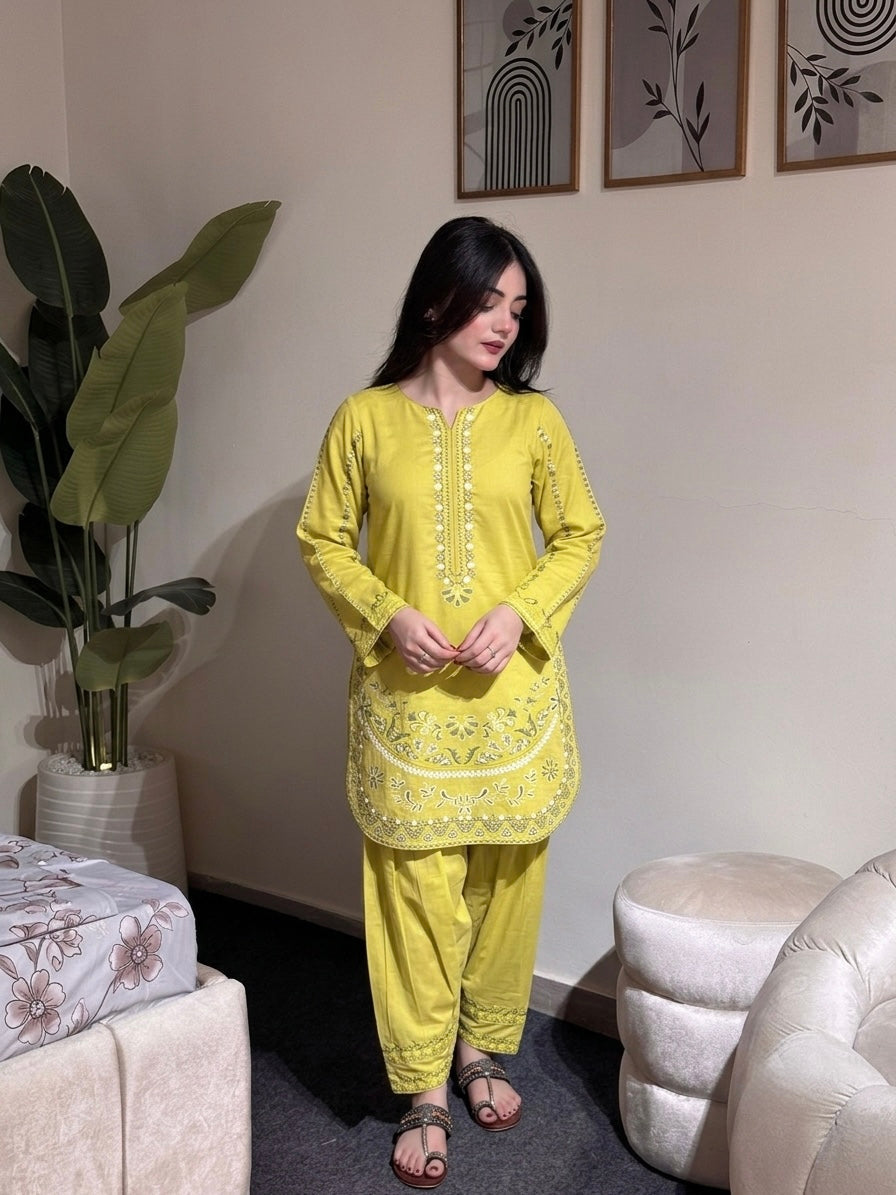 Elegant Kurta Set for Effortless Style