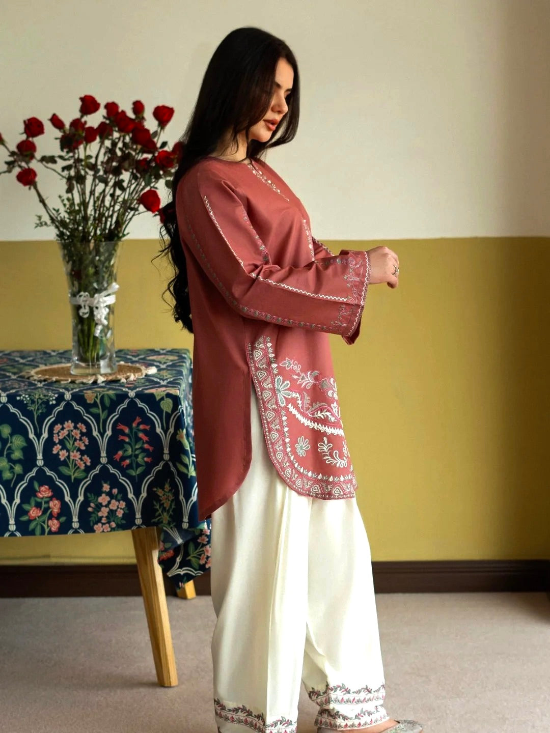 Elegant Kurta Set for Effortless Style